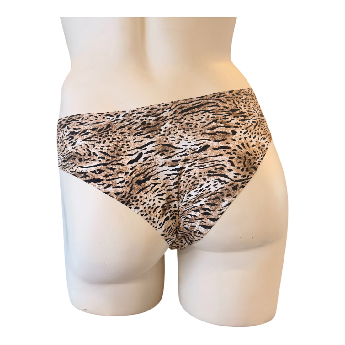MM-2018 Lazer Kesim Leopar Camasir