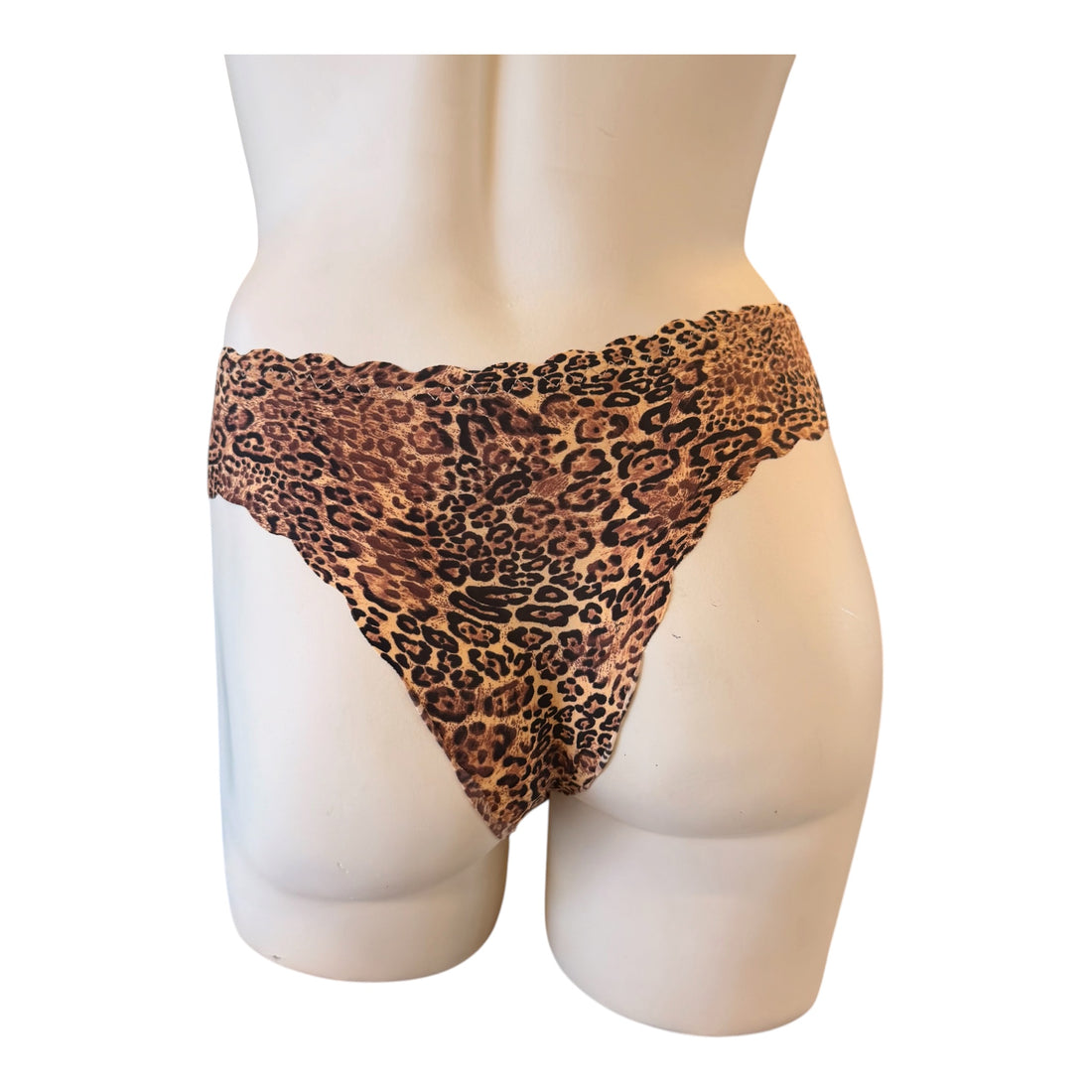 MM-2021 Lazer Kesim Leopar Camasir