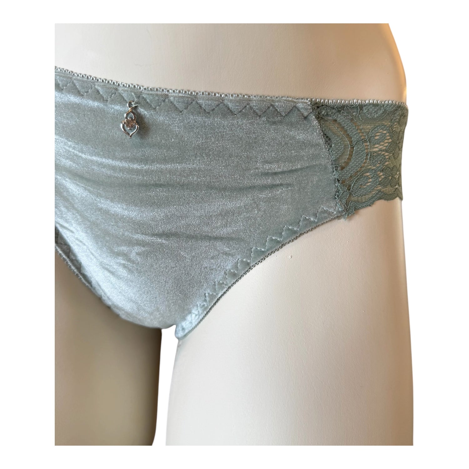 MM-8015  Ashley Mint Kadife Sutyen Takimi