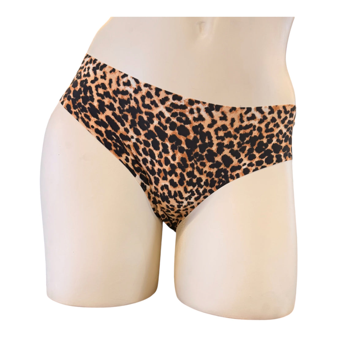 MM-2025 Lazer Kesim Leopar Camasir