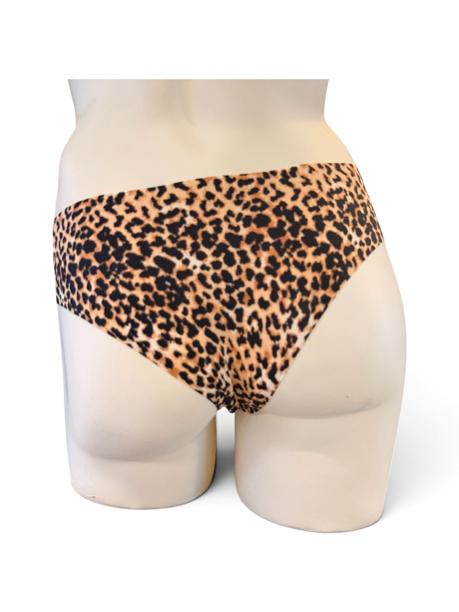 MM-2025 Lazer Kesim Leopar Camasir