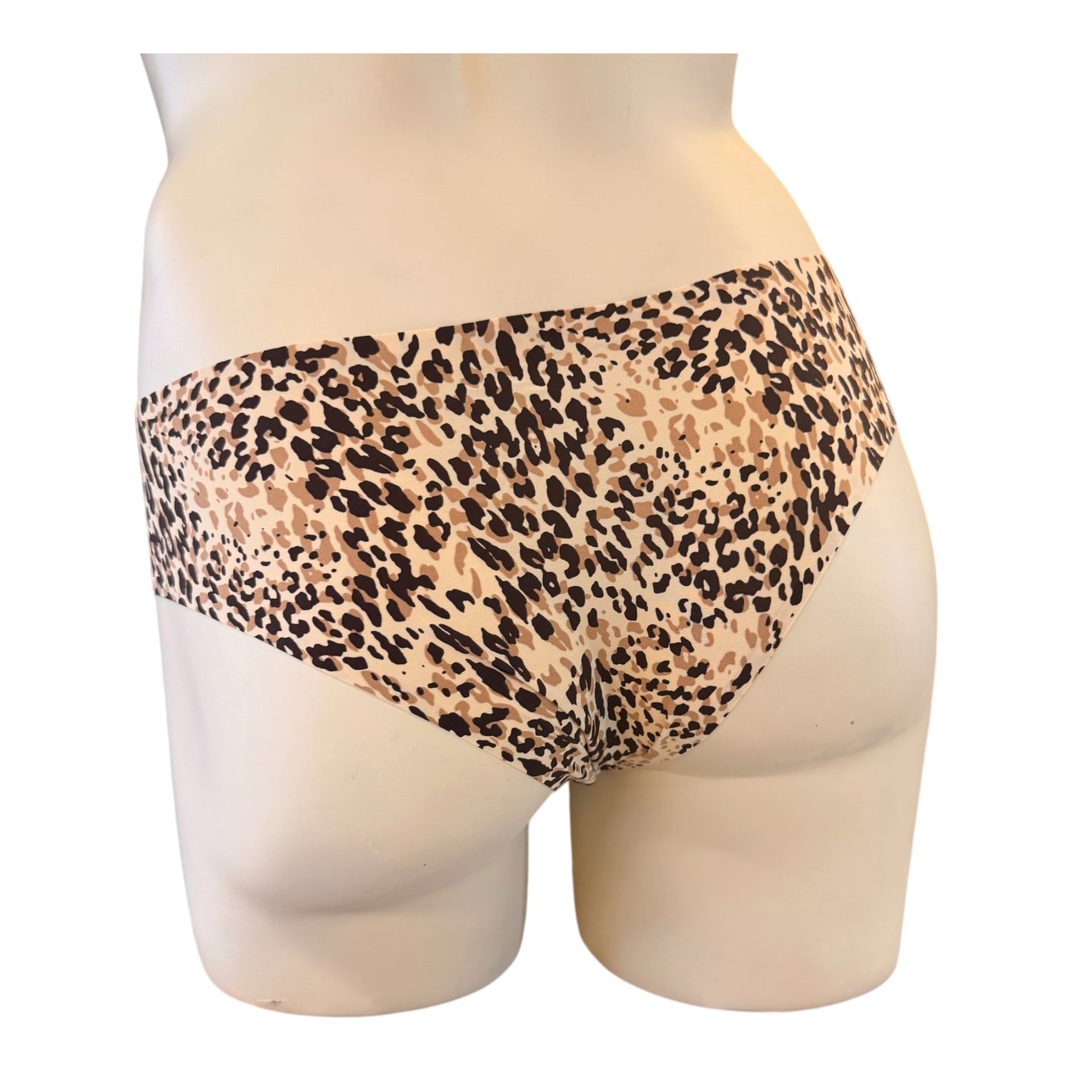 MM-2023 Lazer Kesim Leopar Camasir