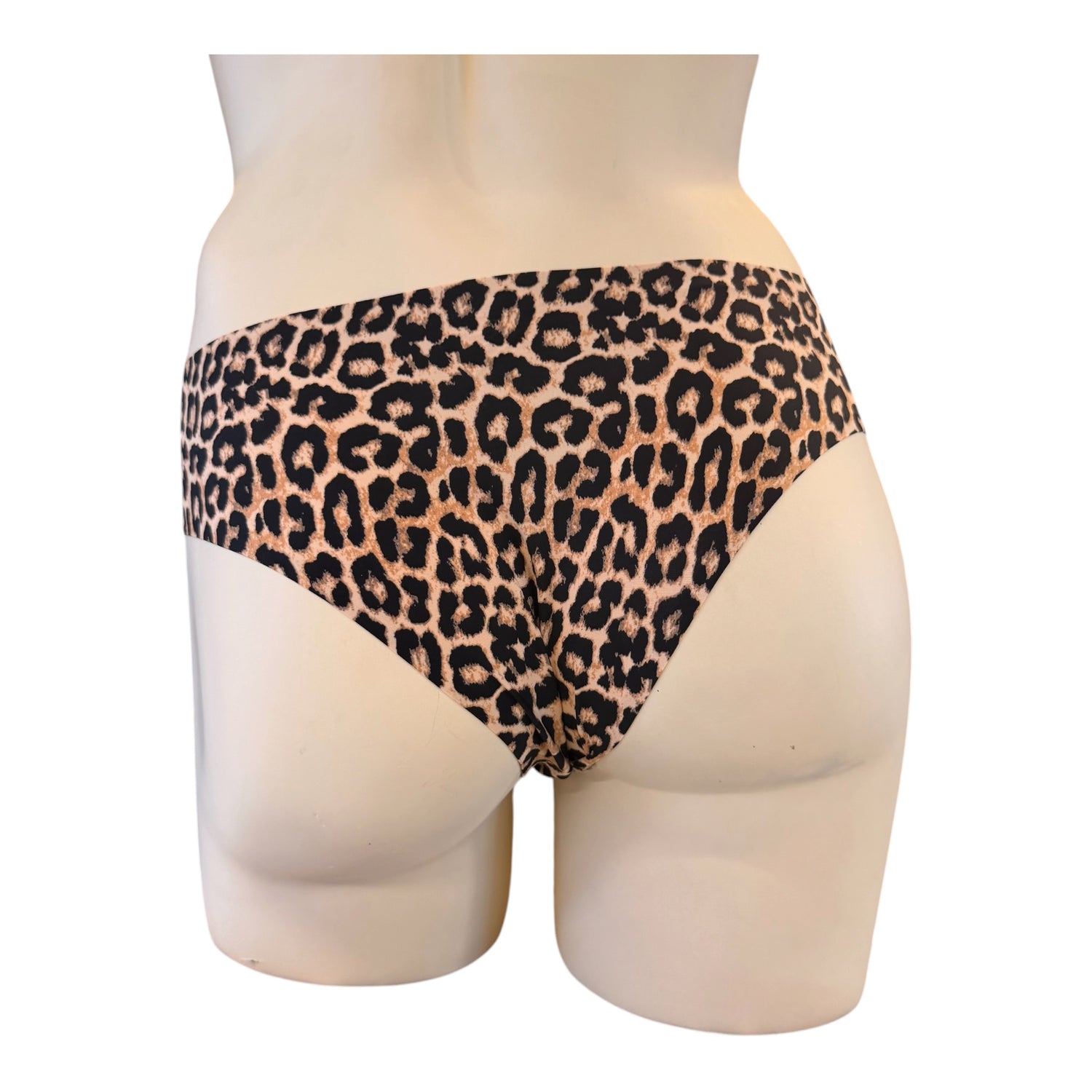 MM-2022 Lazer Kesim Leopar Camasir